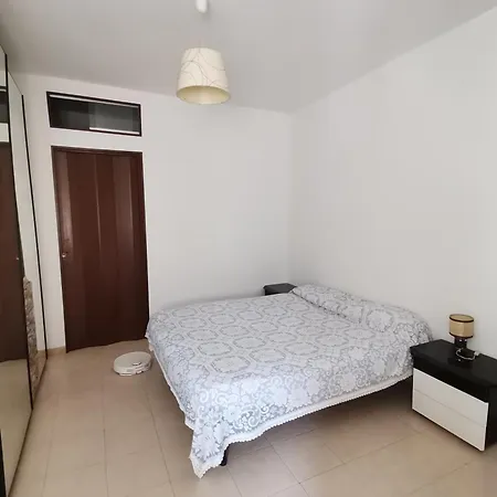 Holiday Hub Tiburtina Station Apartman Róma