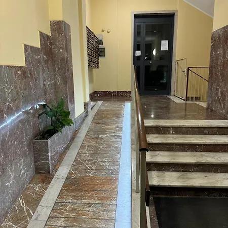 Holiday Hub Tiburtina Station Apartment Rome